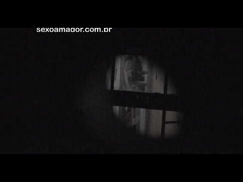 ❤️ Плавушу тајно снима воајер из комшилука скривен иза шупљих цигли Квалитет порно на sr.hentaidude.ru